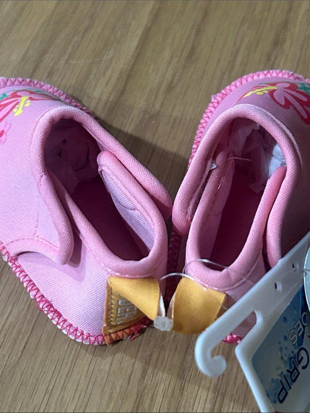 Skidders Pink Hibiscus Water Grip Shoes for Babies (6-12 Months)